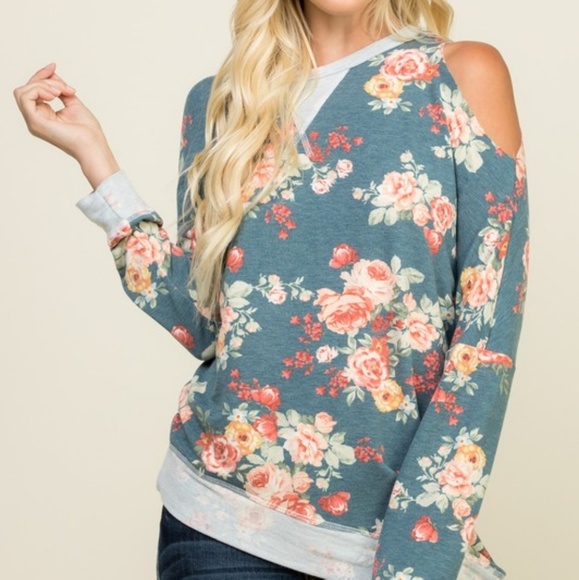 Amazing cold shoulder floral top - Picture 7 of 8